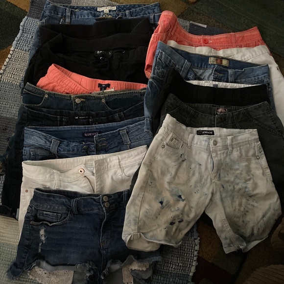 All sizes all brandswomen’s shorts